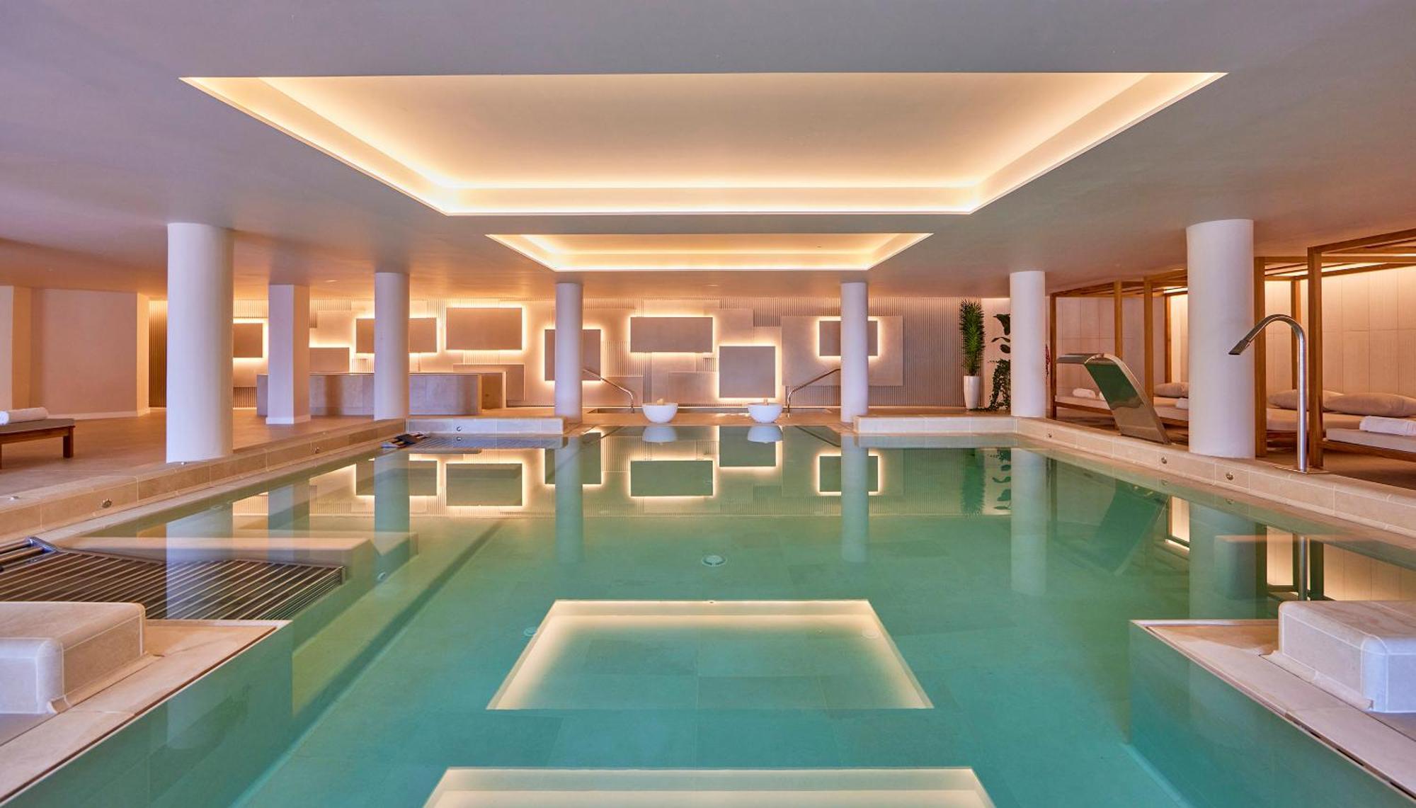 Hotel Universal Grand Leon &